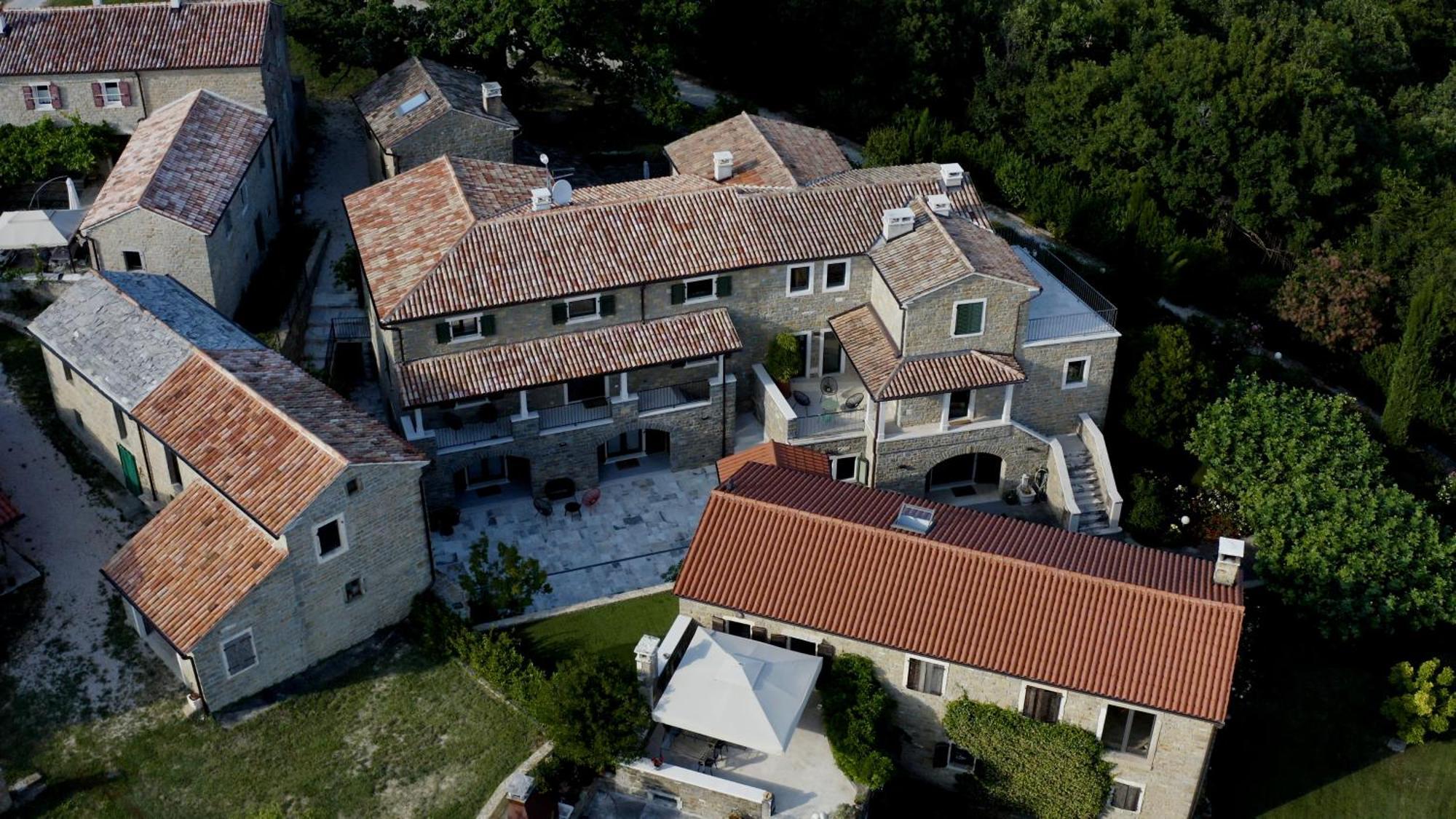 Апартаменти L'Abbraccio Della Quercia Momjan Екстер'єр фото